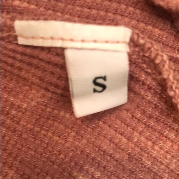 Top - Picture 4 of 5